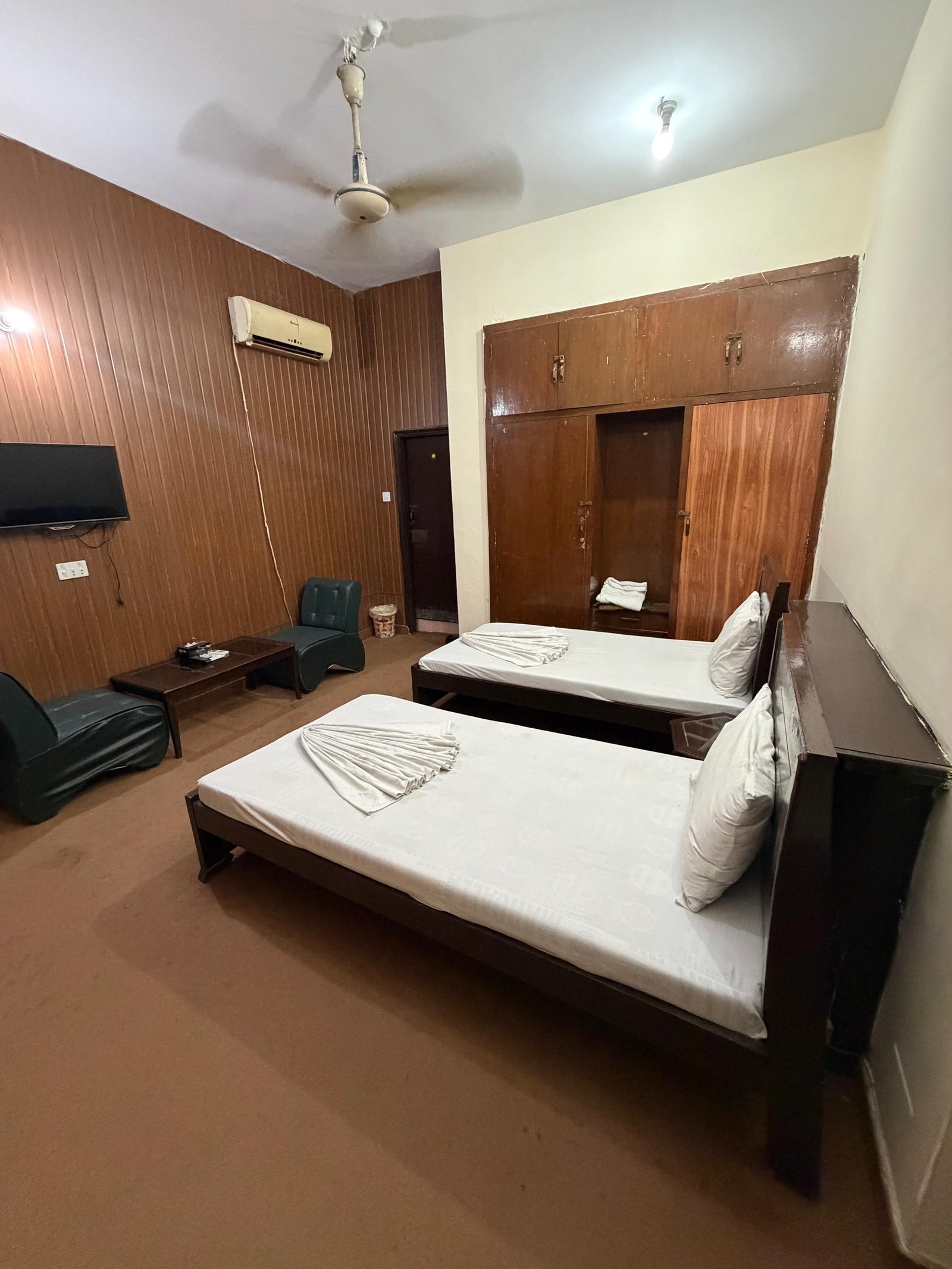 2 bedroom
